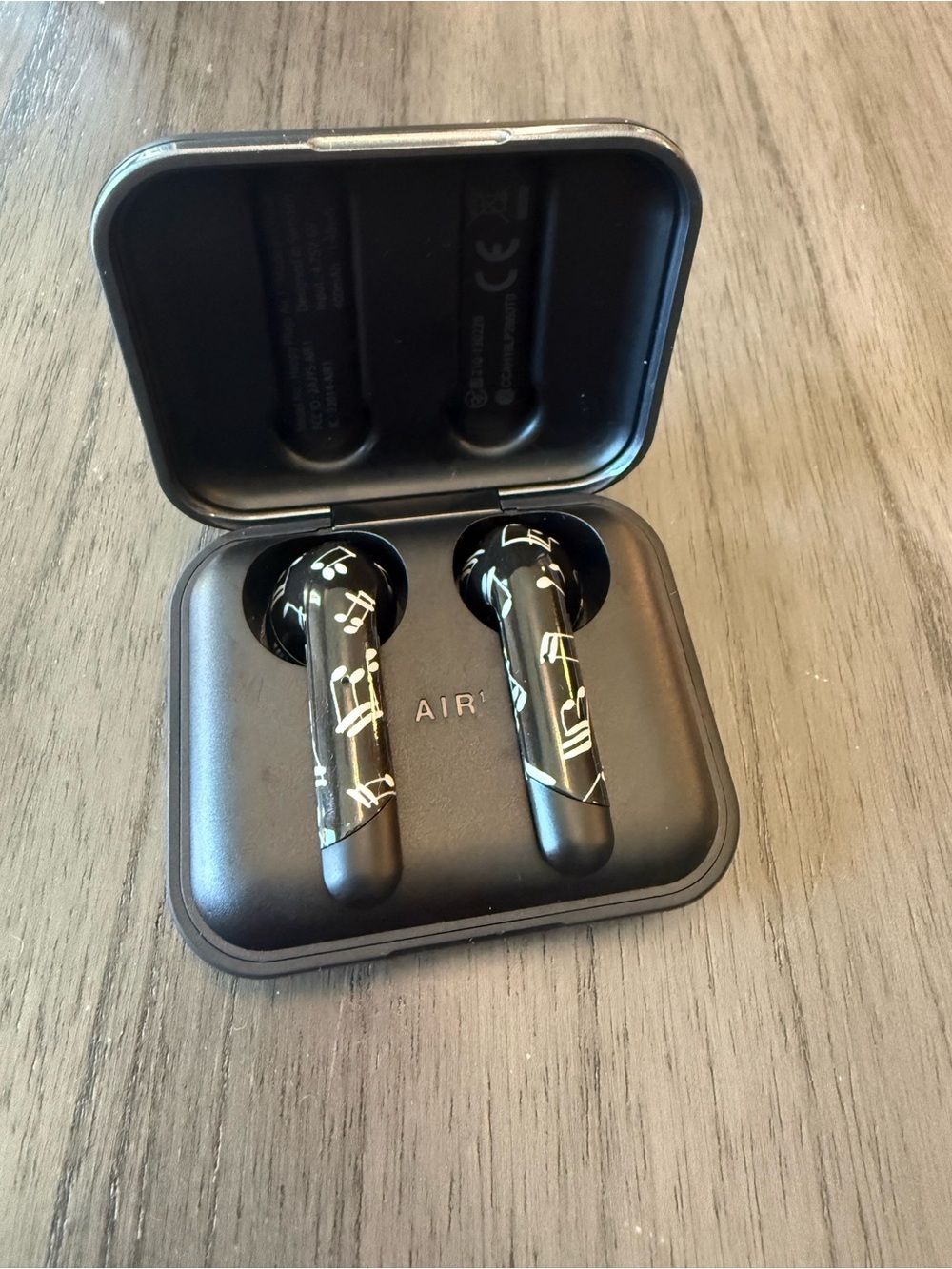 Black Earbud Headphones